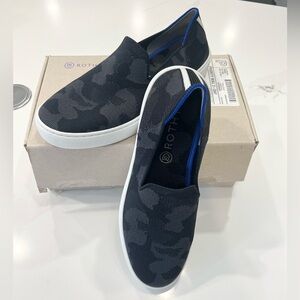 Rothy’s The Original Slip On Sneaker Grey Camo size 8